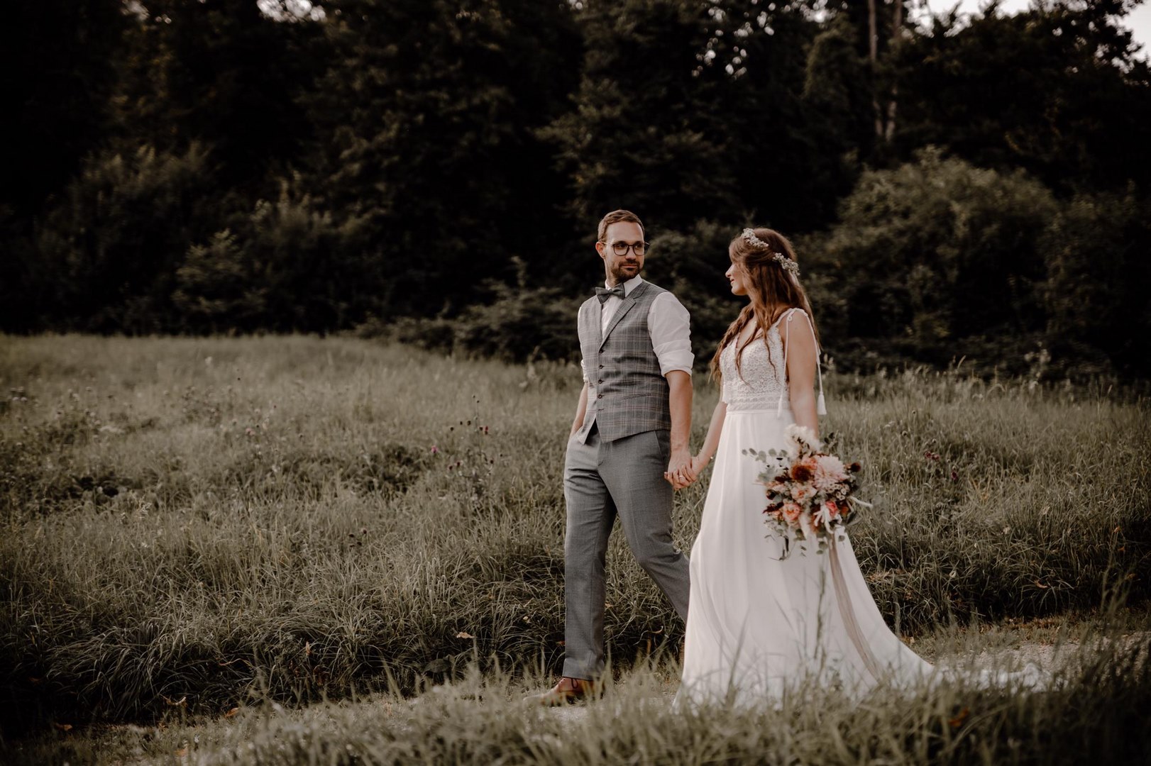 Echte Braut in ihrem Hochzeitskleid – Inspiration für Bräute aus der Schweiz