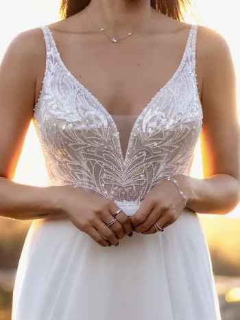 Finde dein Brautkleid bei uns in der Nähe von Zürich, Basel, Lörrach, Freiburg, Konstanz. Dein Hochzeitskleid grenznah zur Schweiz.