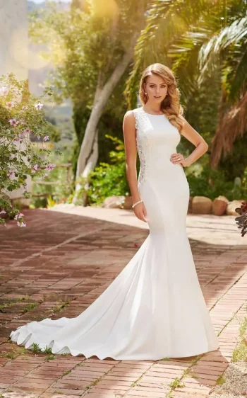 Finde dein Brautkleid bei uns in der Nähe von Zürich, Basel, Lörrach, Freiburg, Konstanz. Dein Hochzeitskleid grenznah zur Schweiz.